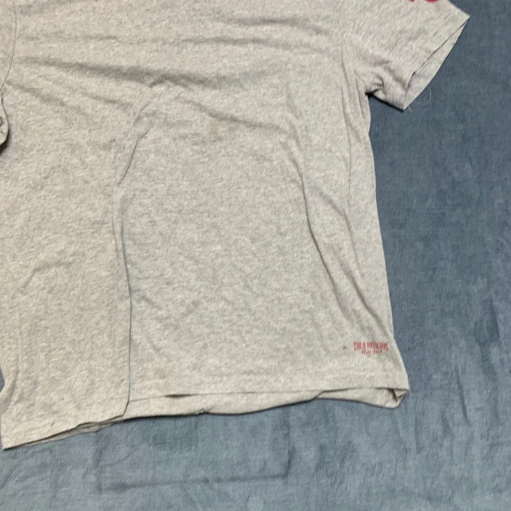 True Religion T Shirt Mens XL Heather Gray V-Neck Short Sleeve Classic Pullover